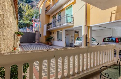 Toscolano Maderno Apartment | Apartment Dani by Interhome