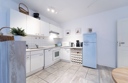 Dahme Apartment | Apartment Das Storchennest with terrace in the Villa Seewind in Dahme