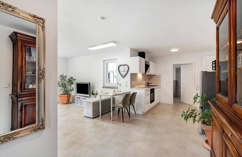 Kniebis Apartment | Apartment 'Naturperle' with Private Terrace, Private Garden and Wi-Fi