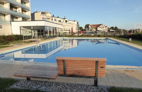 Pelzerhaken Apartment | Apartment Meeresbrise, Prinz Hamlet - Prinz Hamlet 7th floor, east side, balcony,