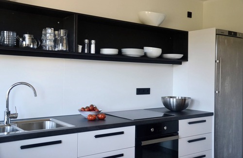 Muritz Apartment | Apartment 'An Der Dorfkirche' with Shared Garden and Wi-Fi