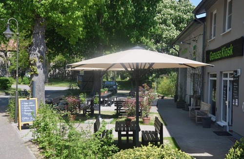 Muritz Apartment | Apartment 'An Der Dorfkirche' with Shared Garden and Wi-Fi