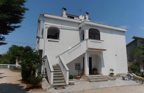Sveti Anton Apartment | Apartment Dragica - with kids playground: A3 LARA(4+1) - Malinska, Island Krk, Croatia