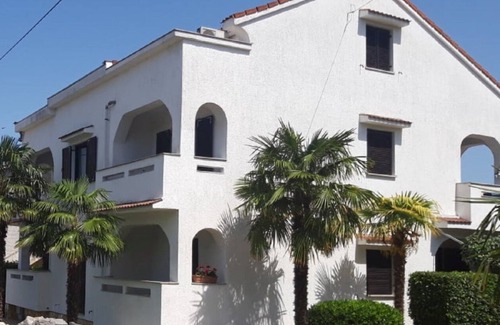 Sveti Anton Apartment | Apartment Dragica - with kids playground: A3 LARA(4+1) - Malinska, Island Krk, Croatia