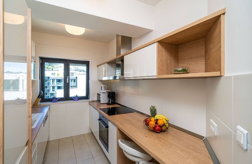 Montovjerna Apartment | Apartment Dubrovnik Clouds - Two Bedroom Apartment with Balcony and City View