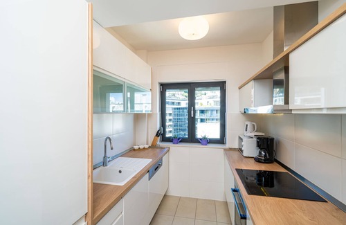 Montovjerna Apartment | Apartment Dubrovnik Clouds - Two Bedroom Apartment with Balcony and City View