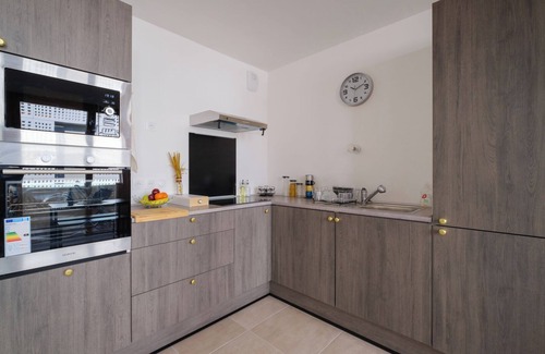 Saint Jean Station District Apartment | Apartment "Duplex Saint-Germain" with Balcony & Wi-Fi