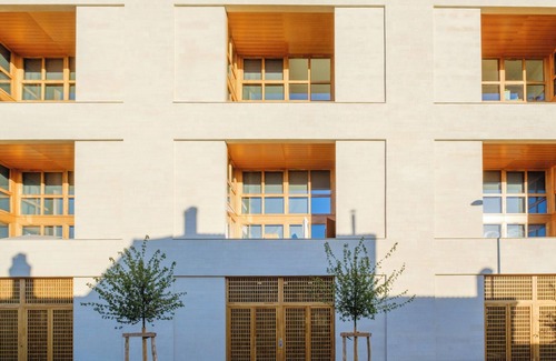 Saint Jean Station District Apartment | Apartment "Duplex Saint-Germain" with Balcony & Wi-Fi