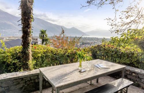 Muralto Apartment | Apartment Egner- Apt-Caretta by Interhome