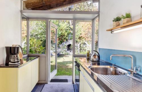 Muralto Apartment | Apartment Egner- Apt-Glaspalast by Interhome