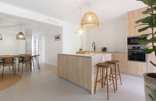 Benahavis Apartment | Apartment 'El Lago 2 Bedrooms' with Mountain View, Wi-Fi and Air Conditioning