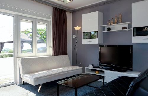 Rogoznica Apartment | Apartment Ela by Interhome