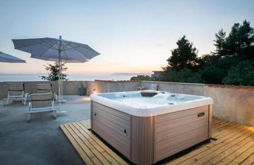 Podgora Apartment | Apartment Ela with private jacuzzi