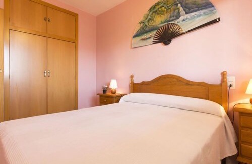 Cambrils Apartment | Apartment Els Espigons in Cambrils - 4 persons, 1 bedrooms