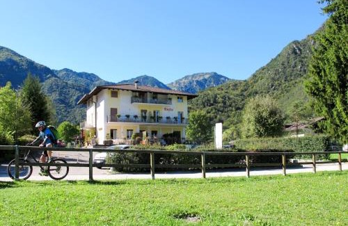 Val Maria-Pur Apartment | Apartment Emilio-4 by Interhome