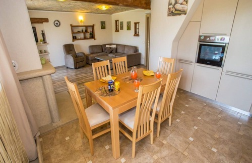 Nova Vas Apartment | Apartment Emma Poreč - Two bedroom apartment with Balcony and Pool