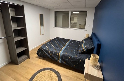 Maubeuge Apartment | Apartment-Ensuite with Shower-Courtyard view