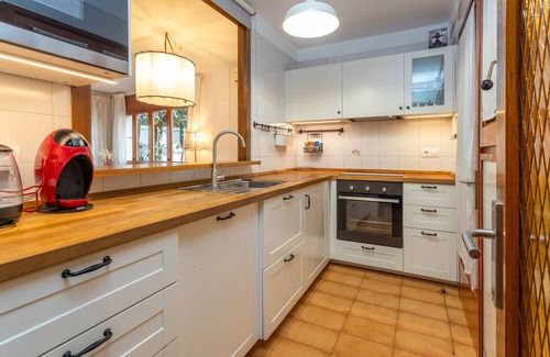 Platja d'Aro Apartment | Apartment 'Con Jardin Y Parking' with Private Terrace, Wi-Fi and Air Conditioning