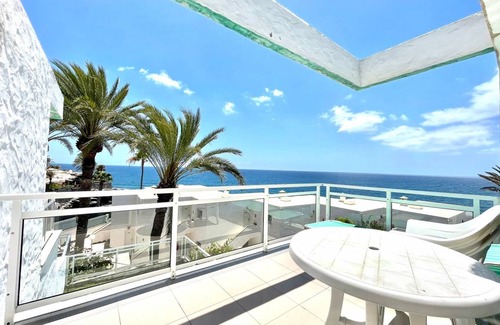 Playa del Aguila Apartment | Apartment, Wifi, pool in Playa del Aguila
