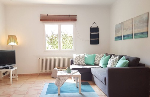 S'Illot-Cala Morlanda Apartment | Apartment in the coastal town of Sillot, close to the beach
