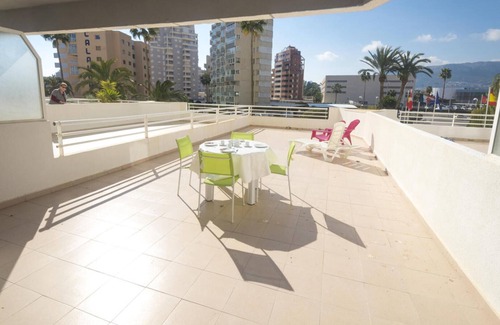 Calpe Apartment | Apartment 'Esmeralda 41C' with Sea View, Pool, Garden, A/C & Wi-Fi