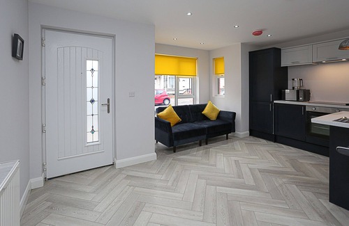 Belfast Apartment | Apartment-Exclusive-Private Bathroom