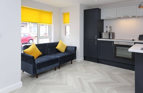 Belfast Apartment | Apartment-Exclusive-Private Bathroom