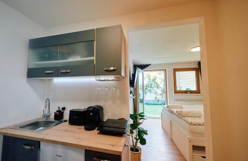 Retz Apartment | Apartment für 2 Erwachsene und 2 Kinder, ausgestattet mit einem Weinkeller und einem kleinen Hof - SELF-MADE FRÜHSTÜCK INBEGRIFFEN
