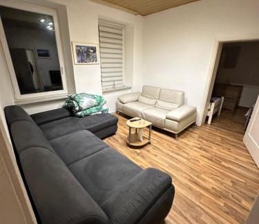 Stockach Apartment | Apartment für bis zu 6 Personen Nähe Cannstatter Wasen, Porsche-Arena, Mercedes-Benz Arena Stadion