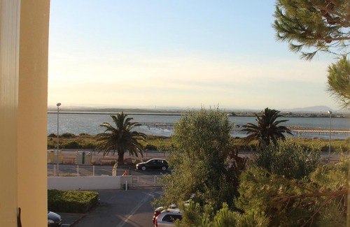 Palavas-les-Flots Apartment | Apartment F3 air-conditioned, beachfront terrace sea view 1st line