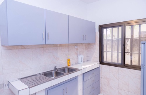 Lome House | Apartment F4 Air-conditioned TOTSI near the house of ADEBAYOR