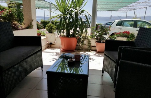 Duce Apartment | Apartment FAMILY in a holiday house next to the beach