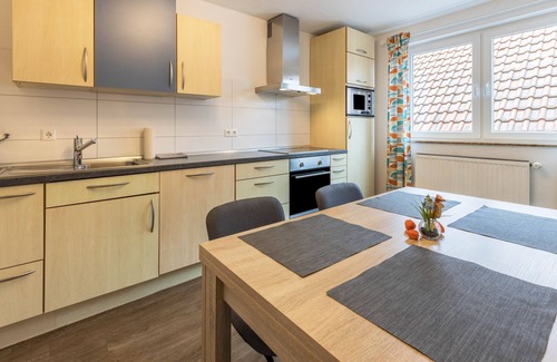 Roßwangen Apartment | Apartment 'Ferienwohnung 1, 66qm' with Mountain View, Shared Garden and Wi-Fi