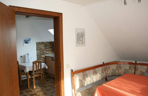 Attendorn Apartment | Apartment 'Ferienwohnung' with Private Garden, Balcony and Wi-Fi