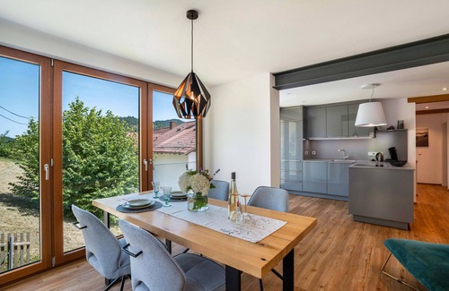 Buehlertal Apartment | Apartment 'Ferienwohnung S'Raubers' with Private Terrace, Private Garden and Wi-Fi