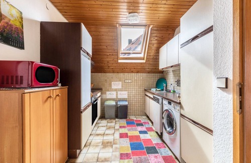 Grossheppach Apartment | Apartment 'Ferienwohnung Sila 1' with Shared Terrace and Wi-Fi