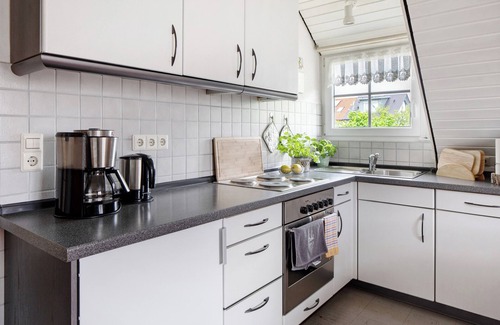Haslach-Haid Apartment | Apartment 'Ferienwohnung Höll' with Private Terrace, Shared Garden and Wi-Fi