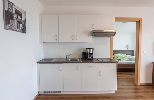 Tirolo Apartment | Apartment “Ferienwohnung Typ B” with Balcony, View over the Mountains, Wi-Fi