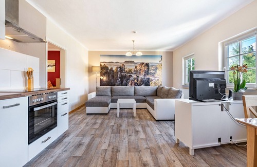 Gohrisch Apartment | Apartment 'Fewo 1' with Shared Garden and Wi-Fi