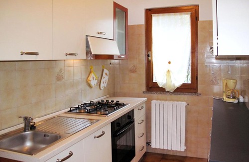 Colmegna Apartment | Apartment Fiorella - LUI600 by Interhome