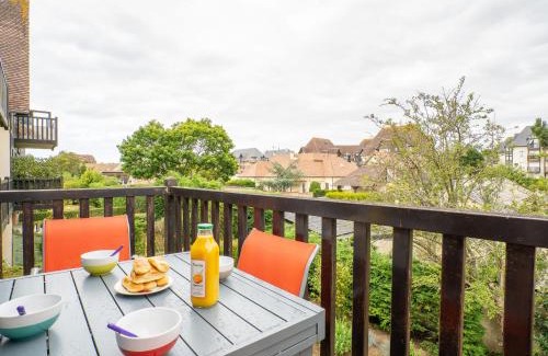 Cabourg Apartment | Apartment Fleur Marine-13 by Interhome