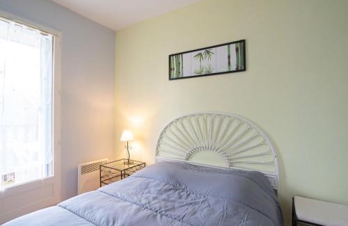 Cabourg Apartment | Apartment Fleur Marine-13 by Interhome