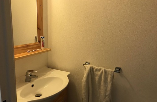 Saint-Jean-d'Arves Apartment | Apartment for 8 people, a few meters from the slopes. The SYBELLESéà area