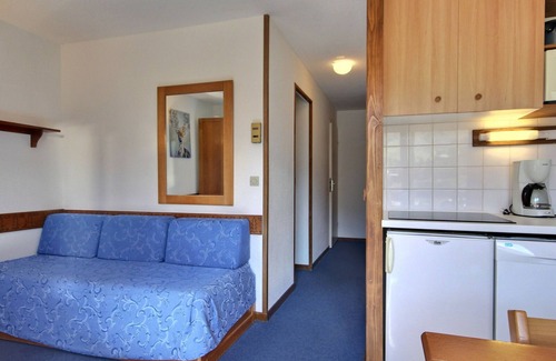 Plagne Soleil Apartment | Apartment for 4/5 people, ski-in ski-out, with balcony