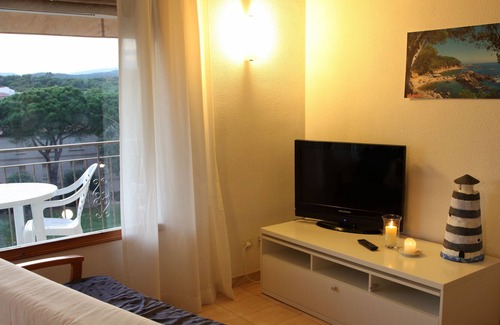Palamos Apartment | Apartment for 4 or 5 people near the cove of La Fosca