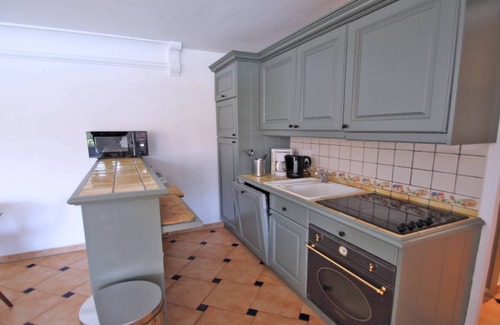 Sainte-Maxime City Centre Apartment | Apartment for 4 people - Swimming pool - Air conditioning - WiFi - Sainte Maxime - Rated 3*