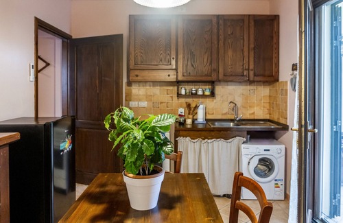 Grosseto Apartment | Apartment 'Forasacco Rosso' with Private Terrace, Wi-Fi and Air Conditioning