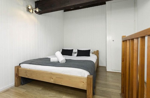 Chamonix City Centre Apartment | Apartment Forclaz 4B - Alpes Travel - Central Chamonix - Sleeps 4