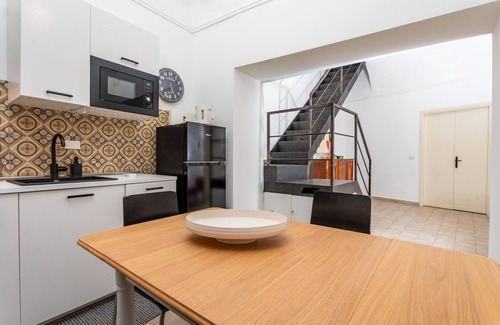 Old Town Apartment | Apartment 'Forti Luna' with Balcony, Wi-Fi and Air Conditioning
