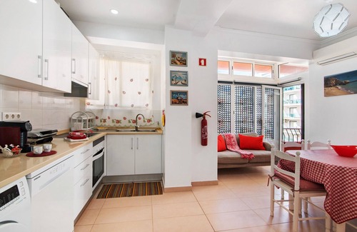 Vila Real Santo Antonio Apartment | Apartment 'Frente Ao Mar' with Sea View, Wi-Fi and Air Conditioning